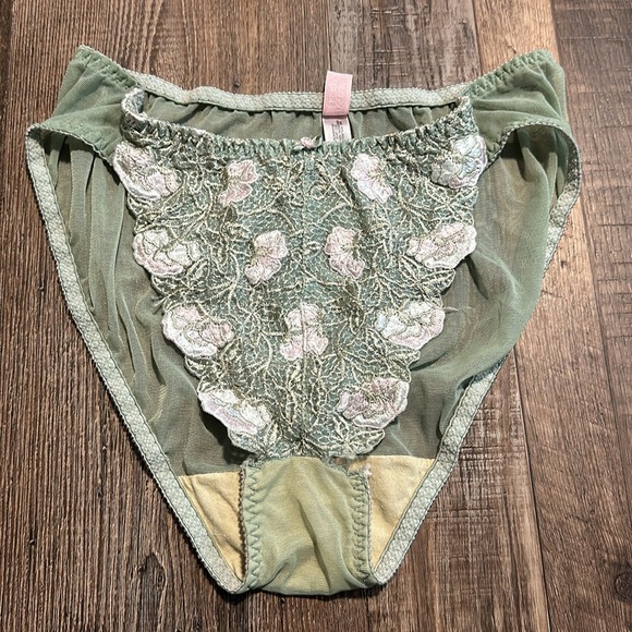 90s Vintage Victoria’s Secret Lingerie Set - Picture 6 of 11